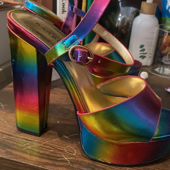 rainbow shoes - Picture 3 of 4